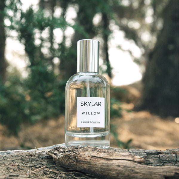 How to Layer a Woodsy Scent