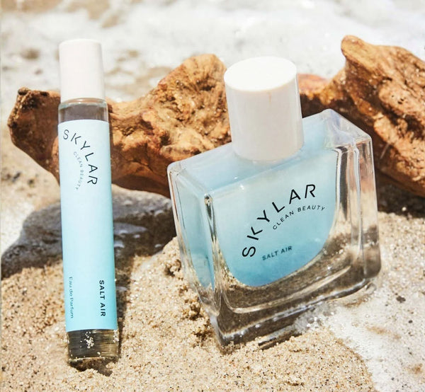 How to Smell Good at the Beach Without Melting Your Perfume?